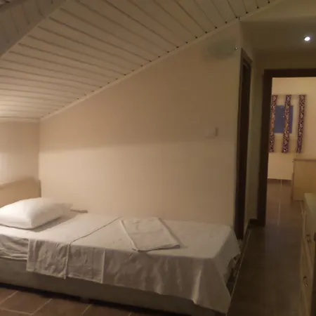 Galata Hotel 3*
