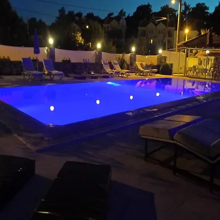 Galata Hotel 3*